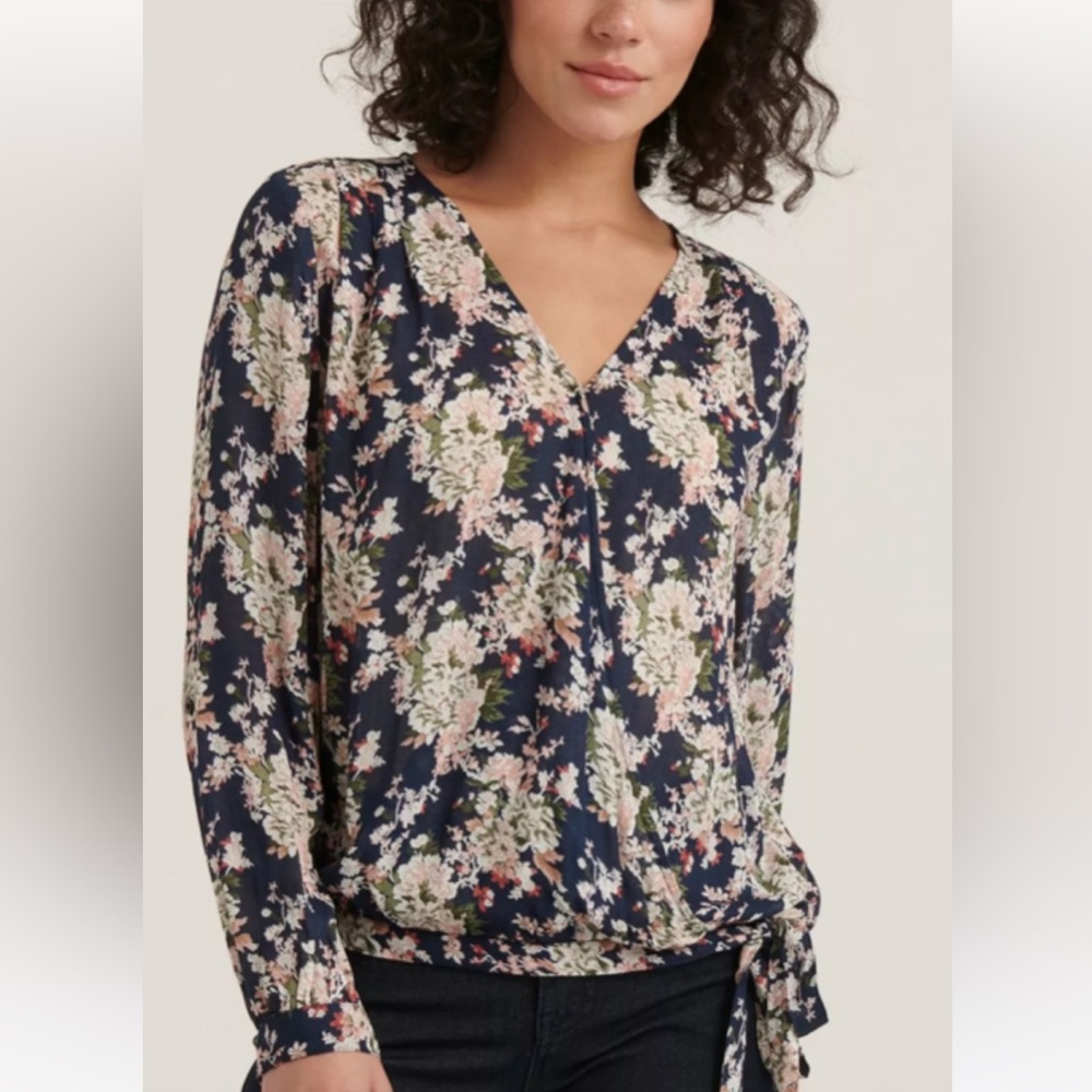 Lucky Brand Sawyer Wrap Blouse. Size medium.